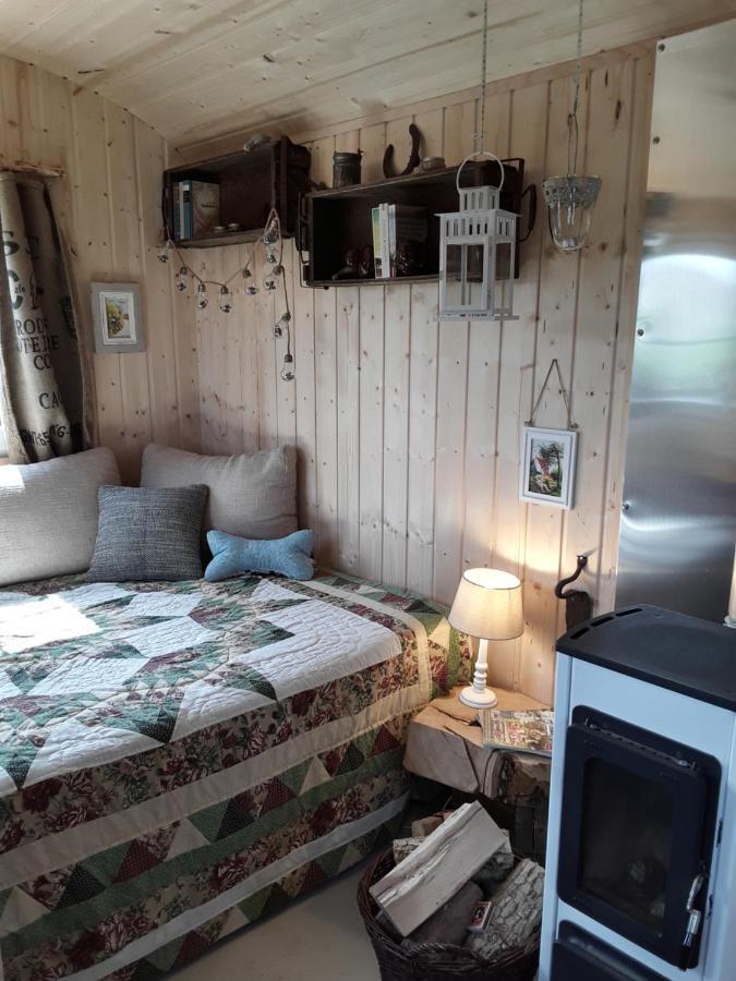 Villa Schaeferwagen Auf'M Minibauernhof In Munster Esterno foto